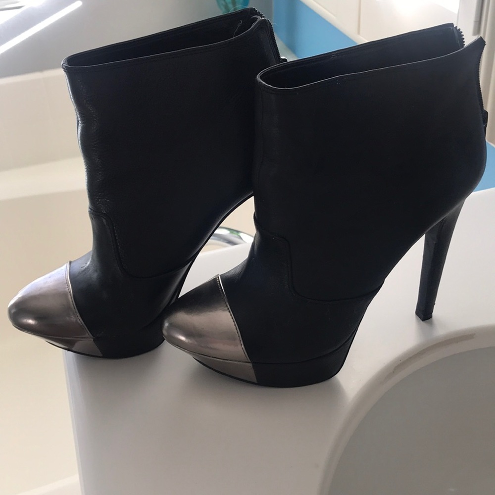 Jessica Simpson Stiletto ankle boots. Like new
